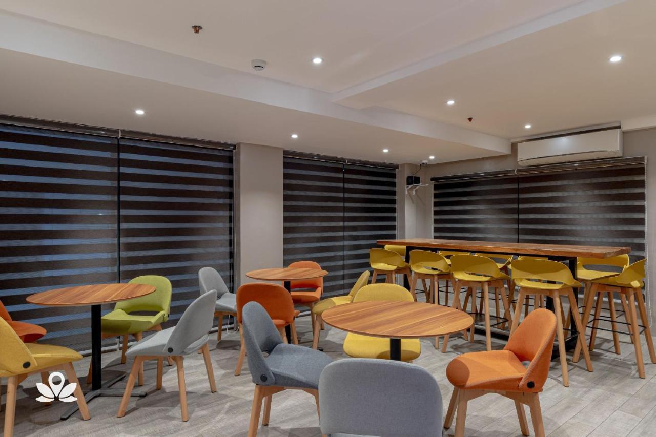 Hotel Inigo Legazpi Zewnętrze zdjęcie